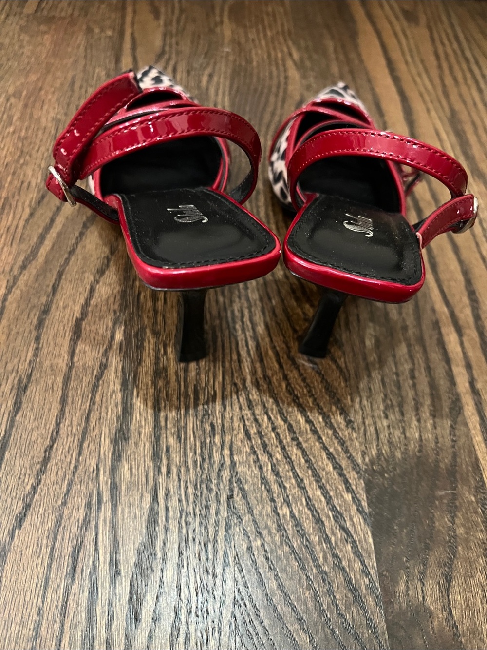Leopard Print Slingback Heels with Red Accents - Picture 4 of 9